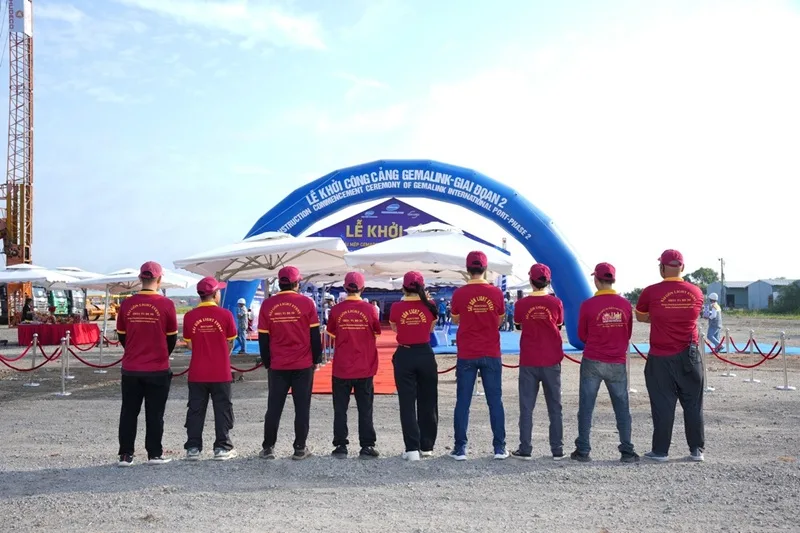 Đội ngũ Sài Gòn Light Event tổ chức và vận hành lễ khởi công Cảng Gemalink.