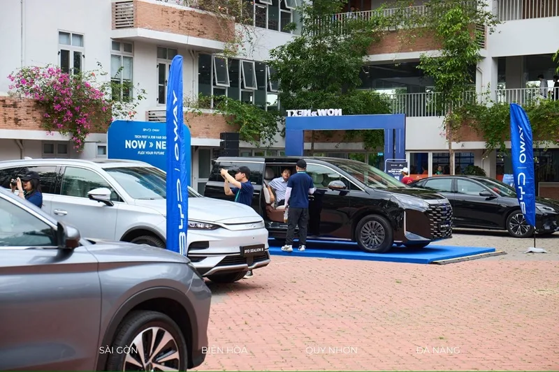 Khu trưng bày xe BYD Oway tại Tech Fest & Job Fair 2026 ở Đại học FPT TP.HCM.