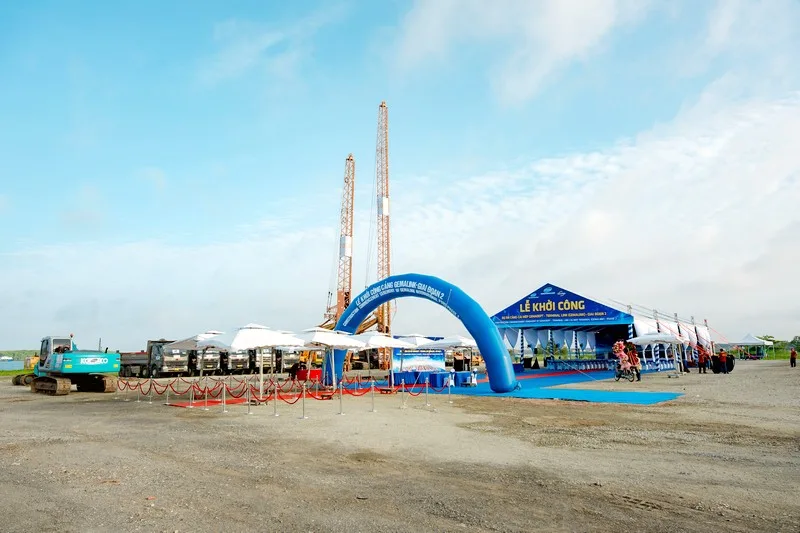 Toàn cảnh mặt bằng lễ khởi công do Sài Gòn Light Event triển khai tại công trường.