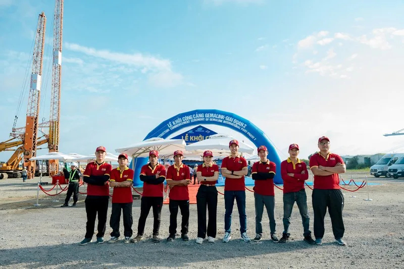 Đội ngũ Sài Gòn Light Event vận hành tại lễ khởi công