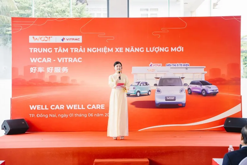Sài Gòn Light Event cung cấp MC song ngữ Trung Việt