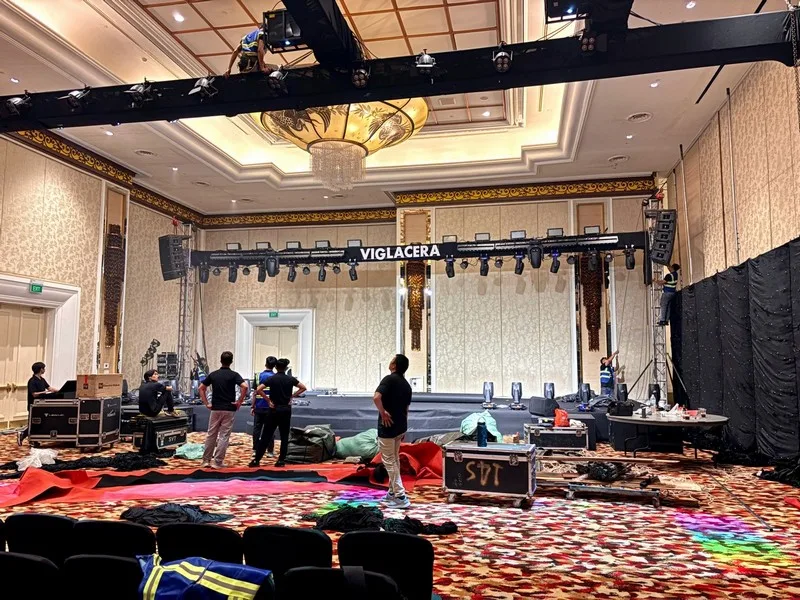 Thi công mặt sân khấu Gala Dinner VIGSA 2026 chuyên nghiệp tại Hồ Tràm.