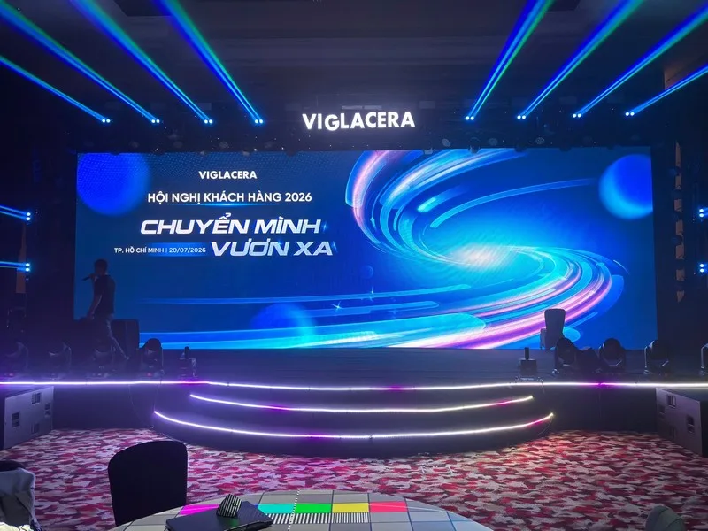 Tổng duyệt màn hình LED chủ đề Chuyển mình – Vươn xa VIGSA 2026.