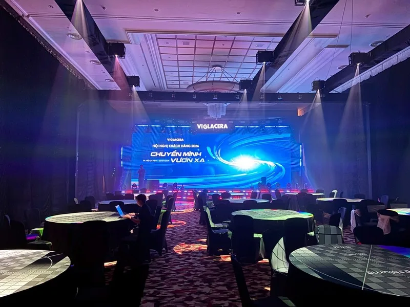 Tổng duyệt không gian sân khấu và bàn tiệc Gala Dinner VIGSA 2026.