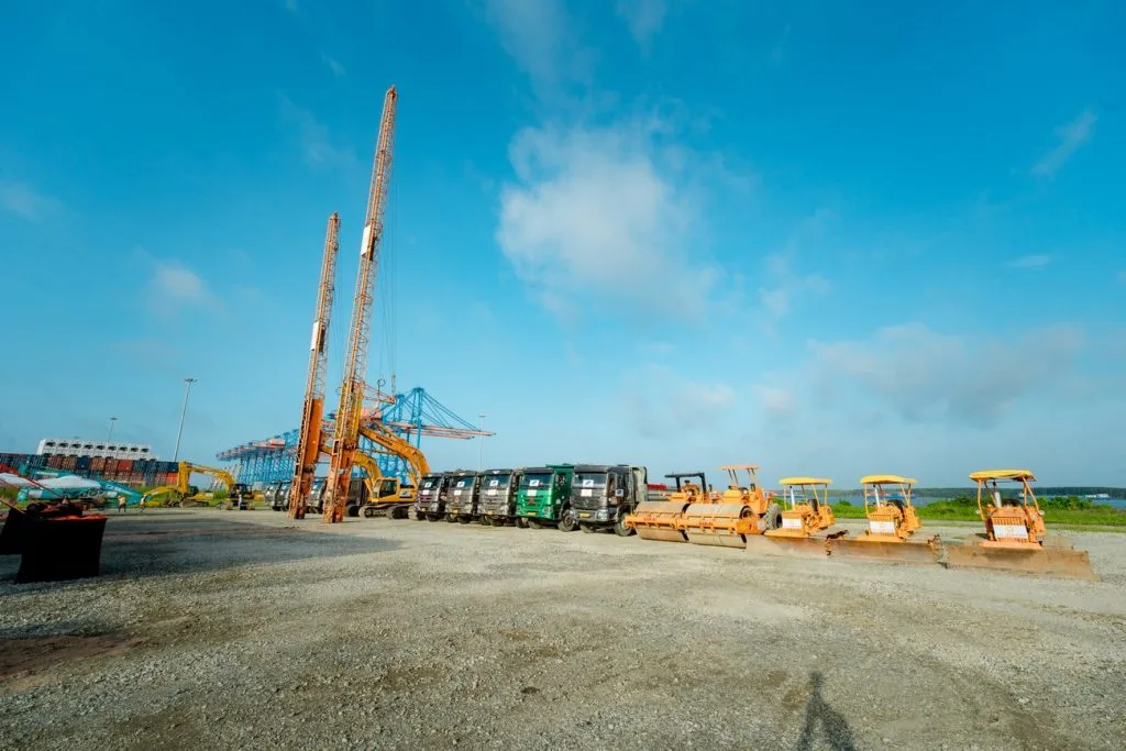 Hiện trạng mặt bằng cảng được khảo sát trước khi xác định vị trí lắp đặt các hạng mục Mặt bằng Cảng Gemalink và thiết bị công trình