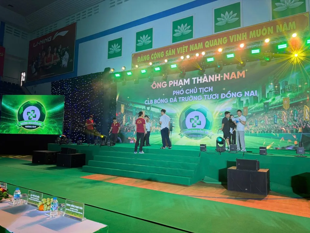 sai gon light event to chuc le xuat quan clb truong tuoi dong nai vleague 2026 2027 (133).jpg